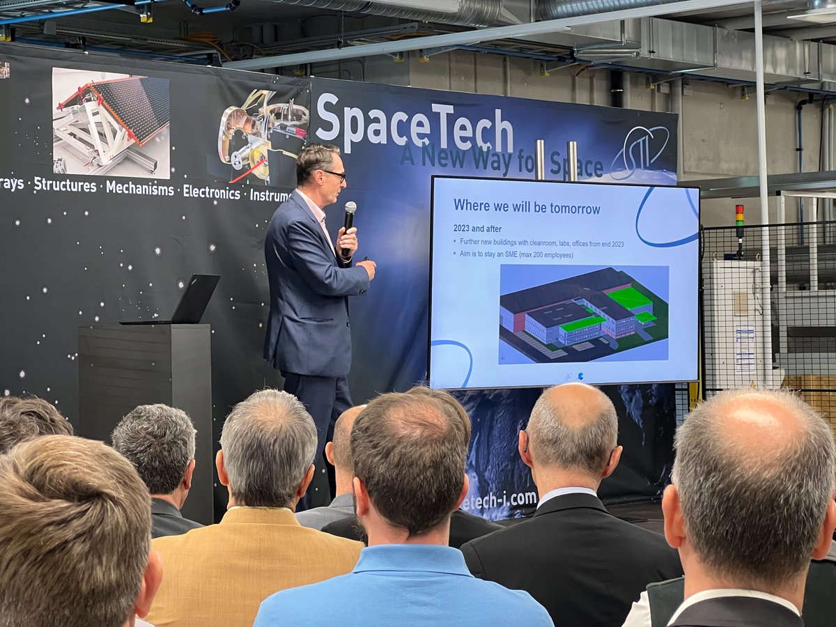 SpaceTech CEO Wolfgang Pitz welcoming the guests at solar array factory opening