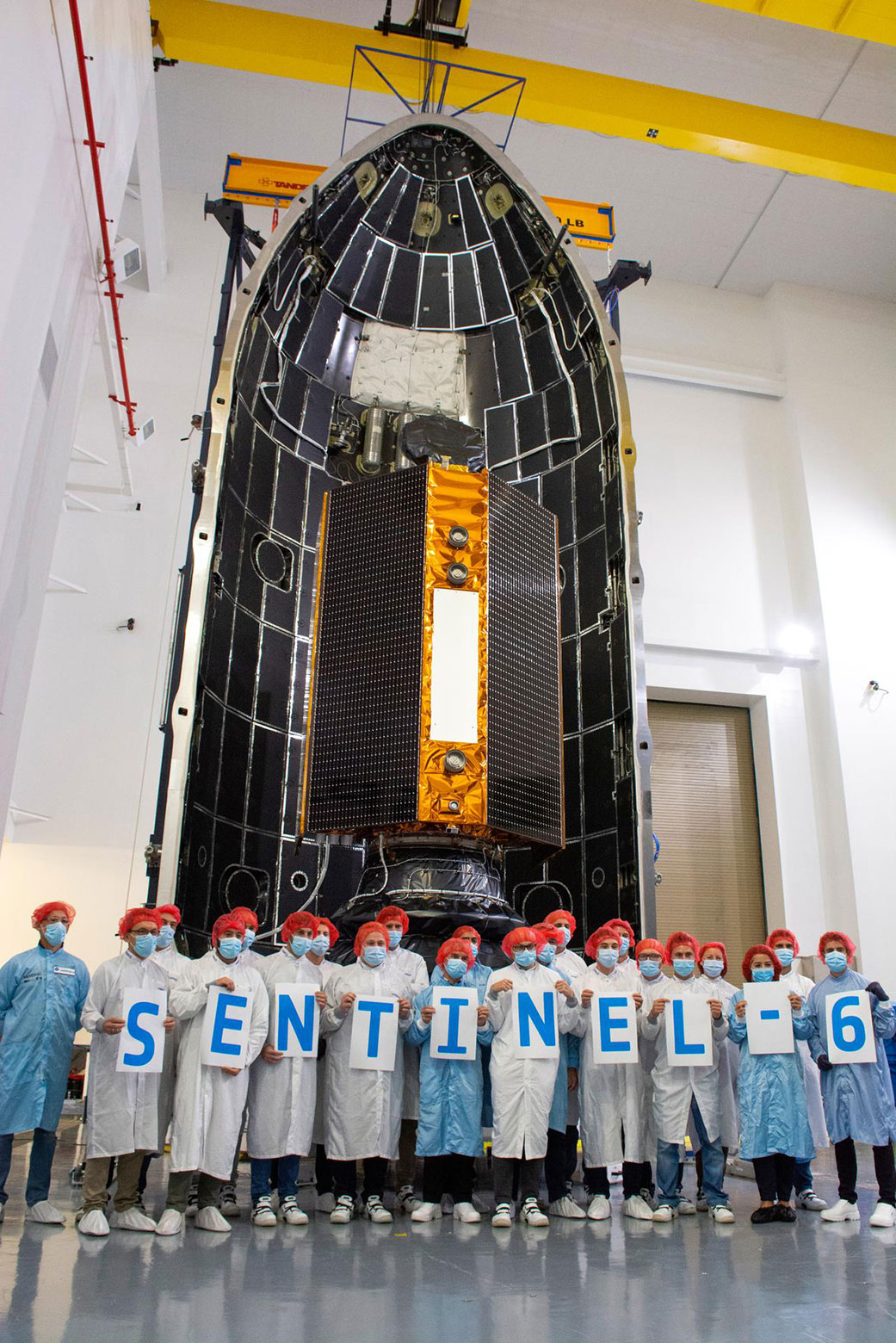 Sentinel-6 team celebrating: Ready to fly